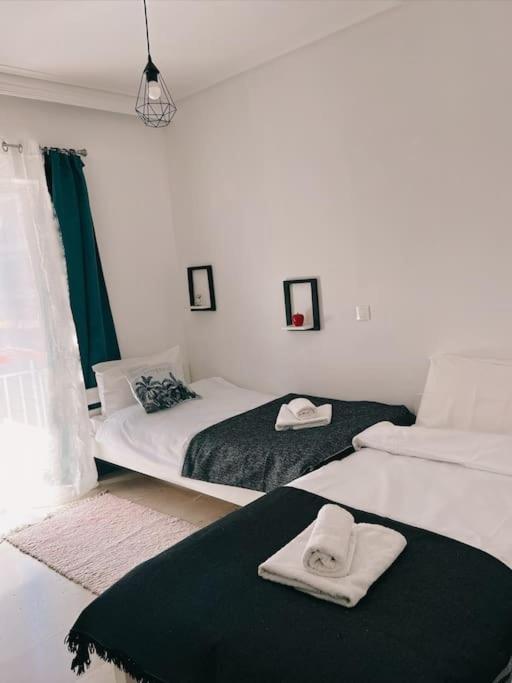 Appartement Minimal 3br In Athene