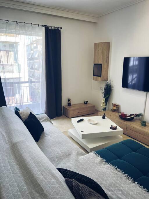 Minimal 3br In *